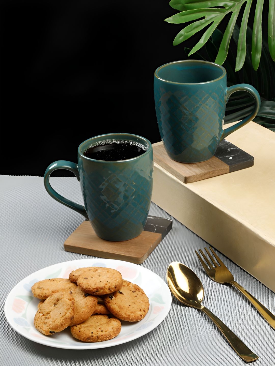 Myntra Elegant Homes Green 2 Pieces Textured Ceramic Glossy Mugs-picture-15