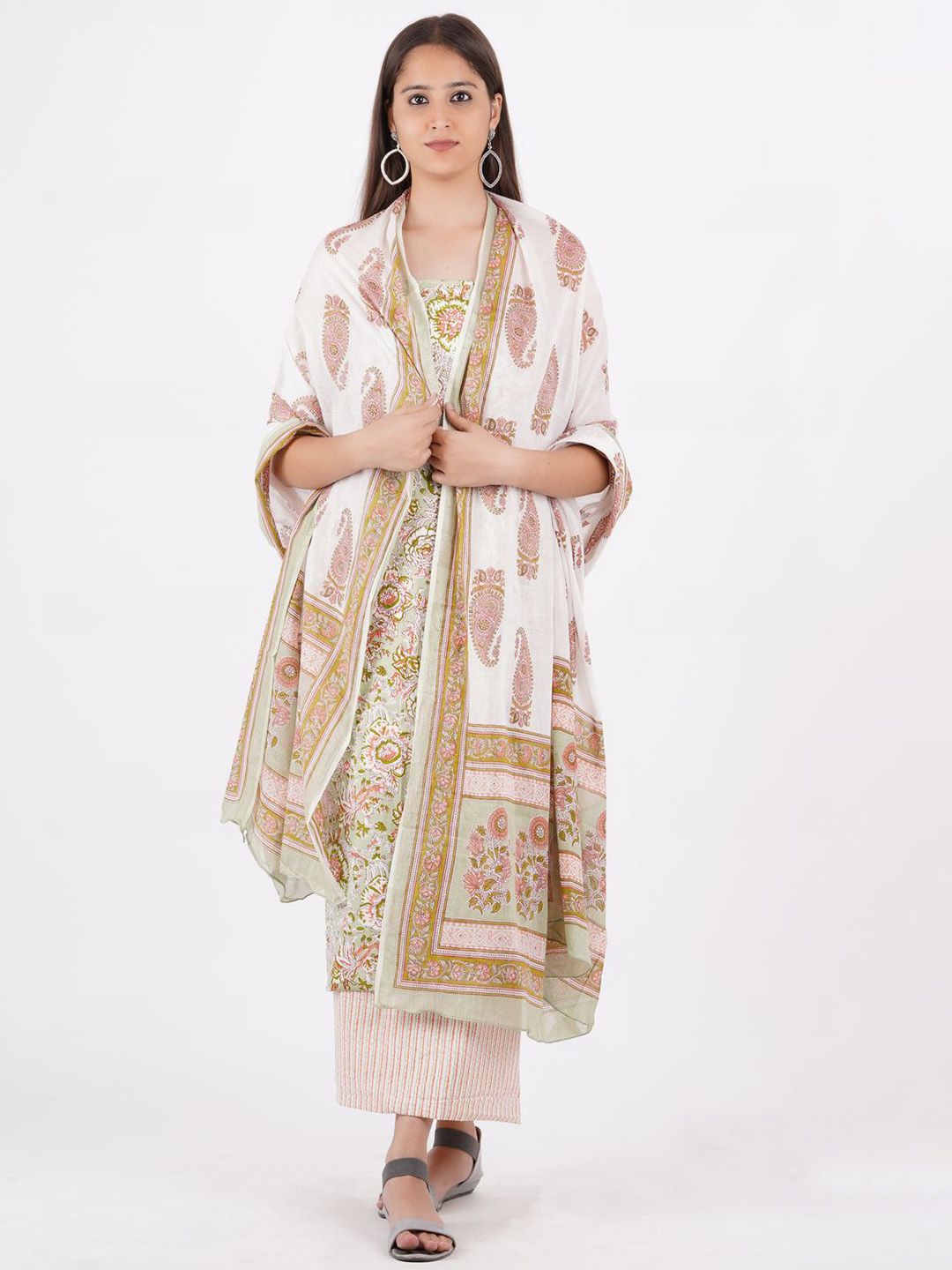 Kwatchi Floral Printed Pure Cotton Unstitched Dress Material-picture-25