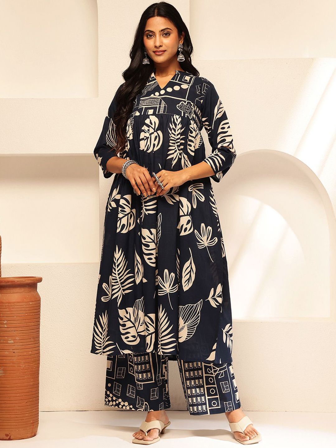 KALINI Women Floral Printed Empire Pure Cotton Kurta with Palazzos-picture-20