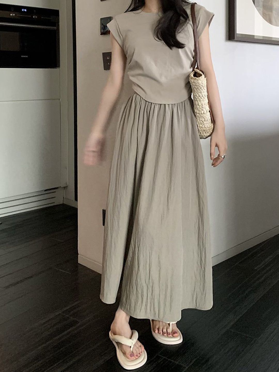 Outzidr Flared Maxi Skirt-picture-19