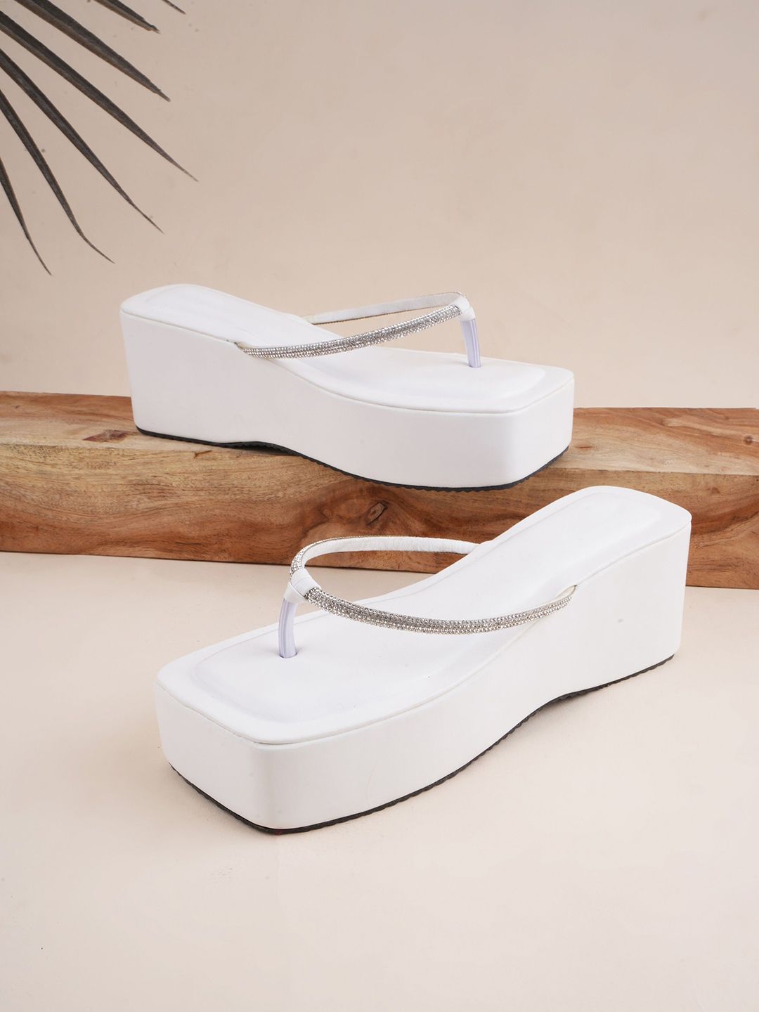 tryme women synthetic leather solid regular wedges sandals
