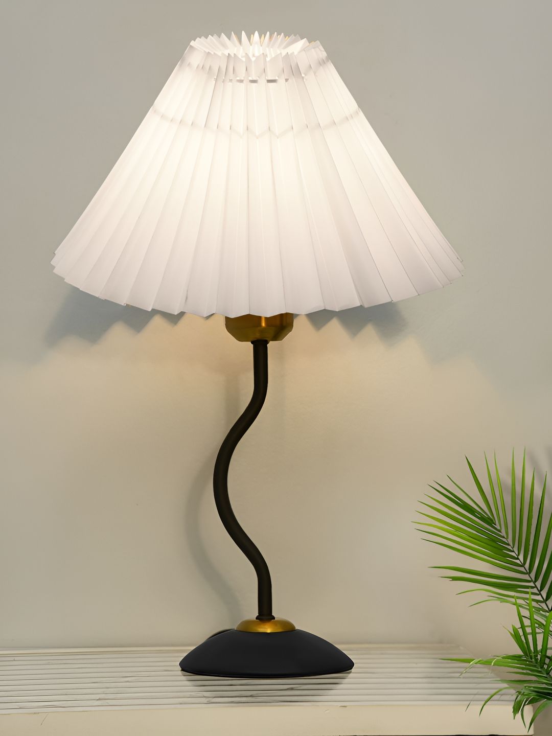 Homesake White Textured Frusturical Shaped Table Lamp-picture-22