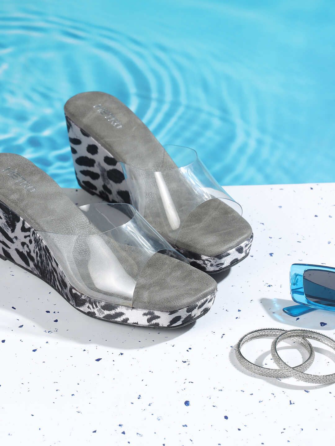 Metro Printed Platform Peep Toes with Bows-picture-34