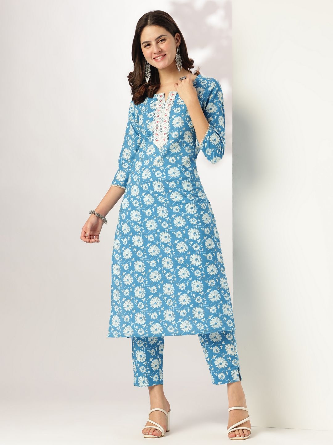 Janasya Women Floral Printed Regular Pure Cotton Kurta with Trousers-picture-27