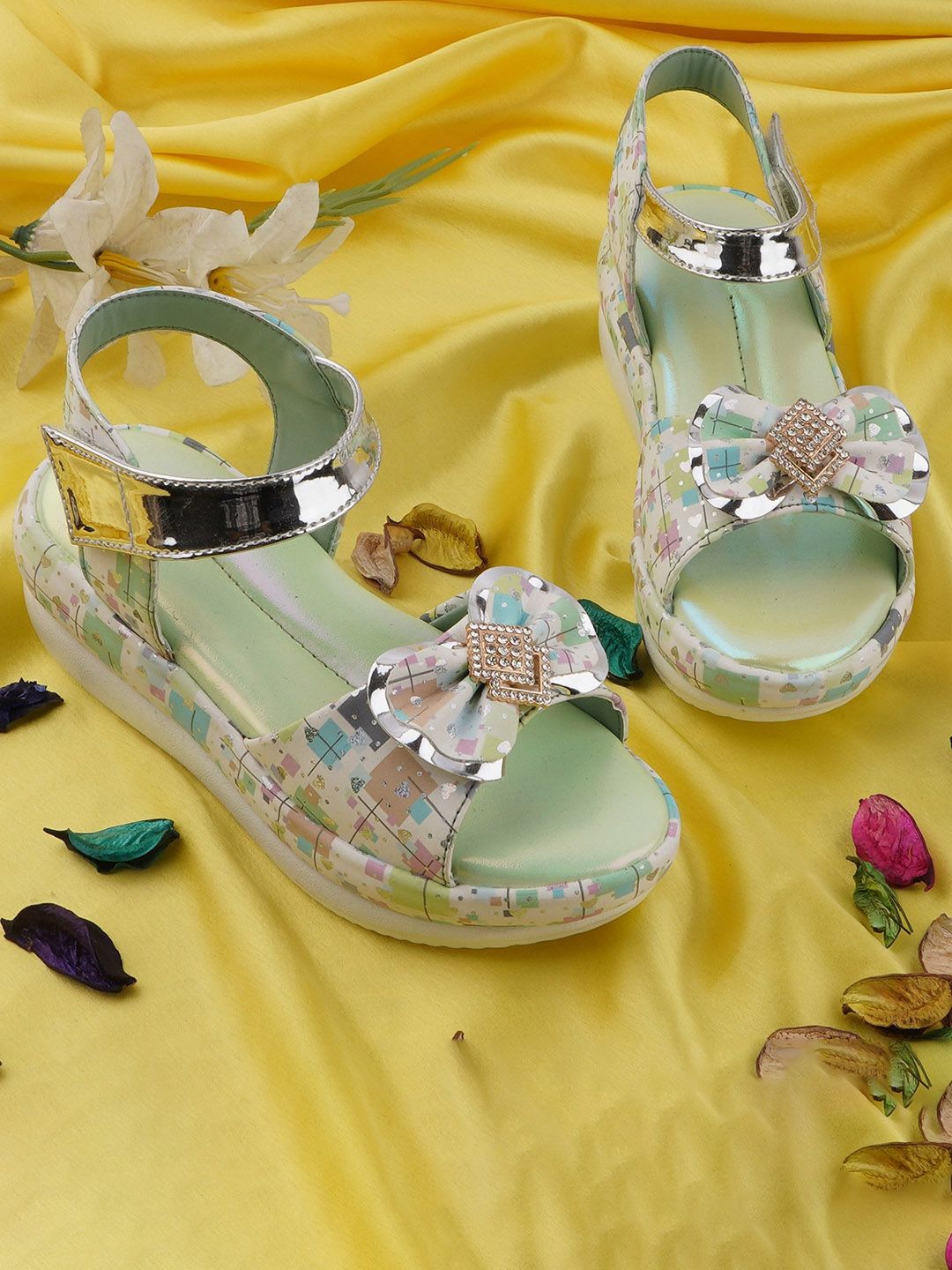 LMG Lifestyle Girls Velcro Bows Embellished Flatform Sandals-picture-56