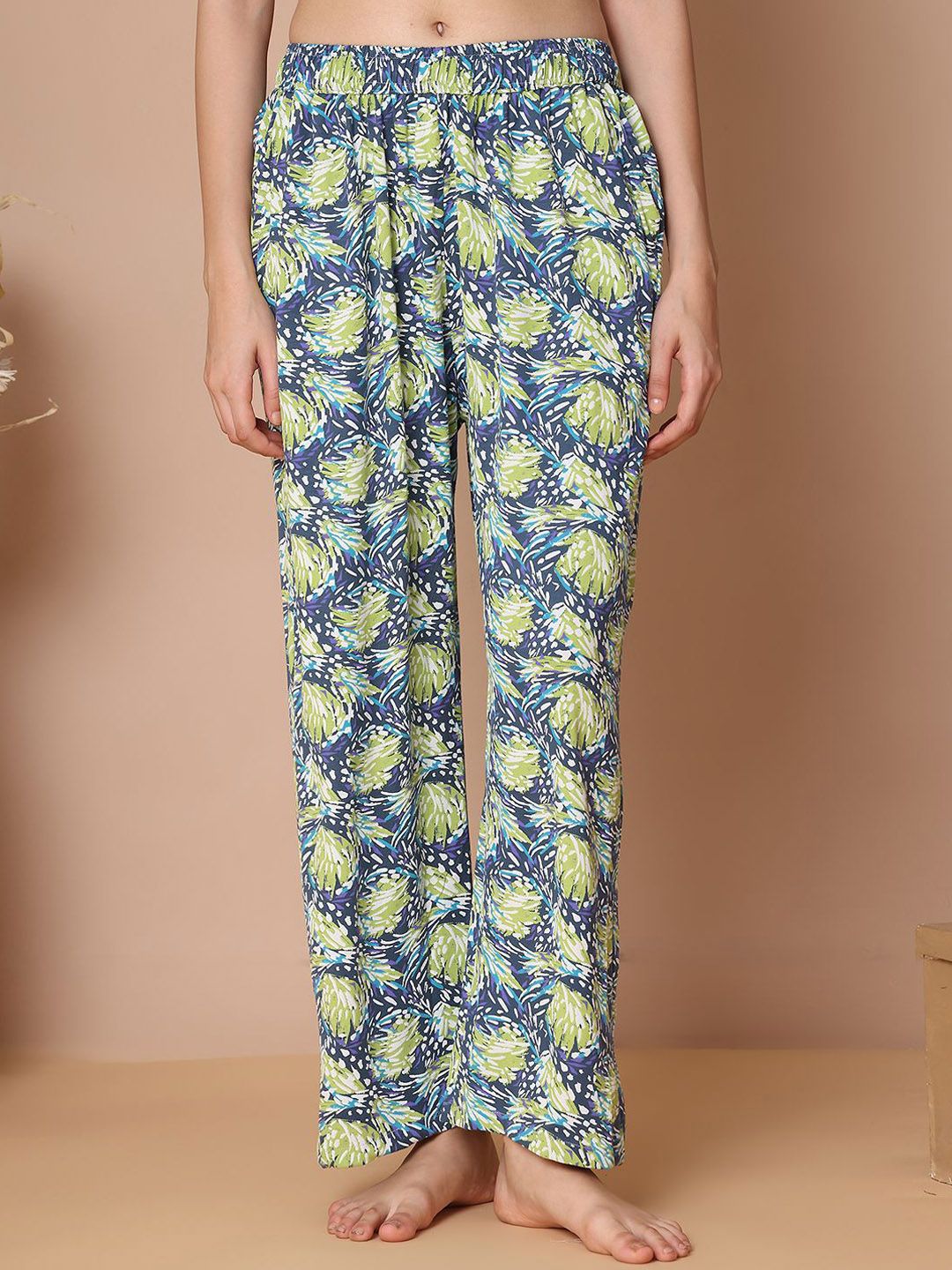 TAG 7 Printed Cotton Mid-Rise Lounge Pant-picture-15