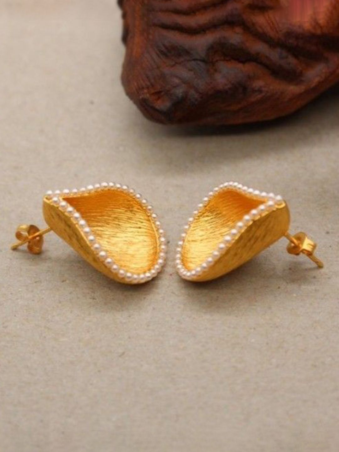 VIEN Contemporary Studs Earrings-picture-36