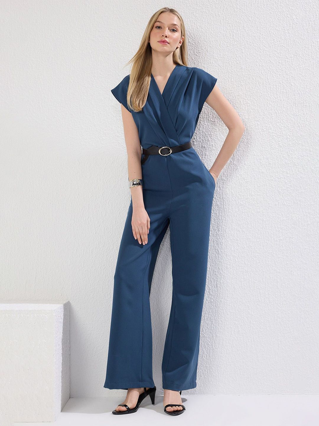 Trendyol Women V Neck Basic Jumpsuit-picture-14