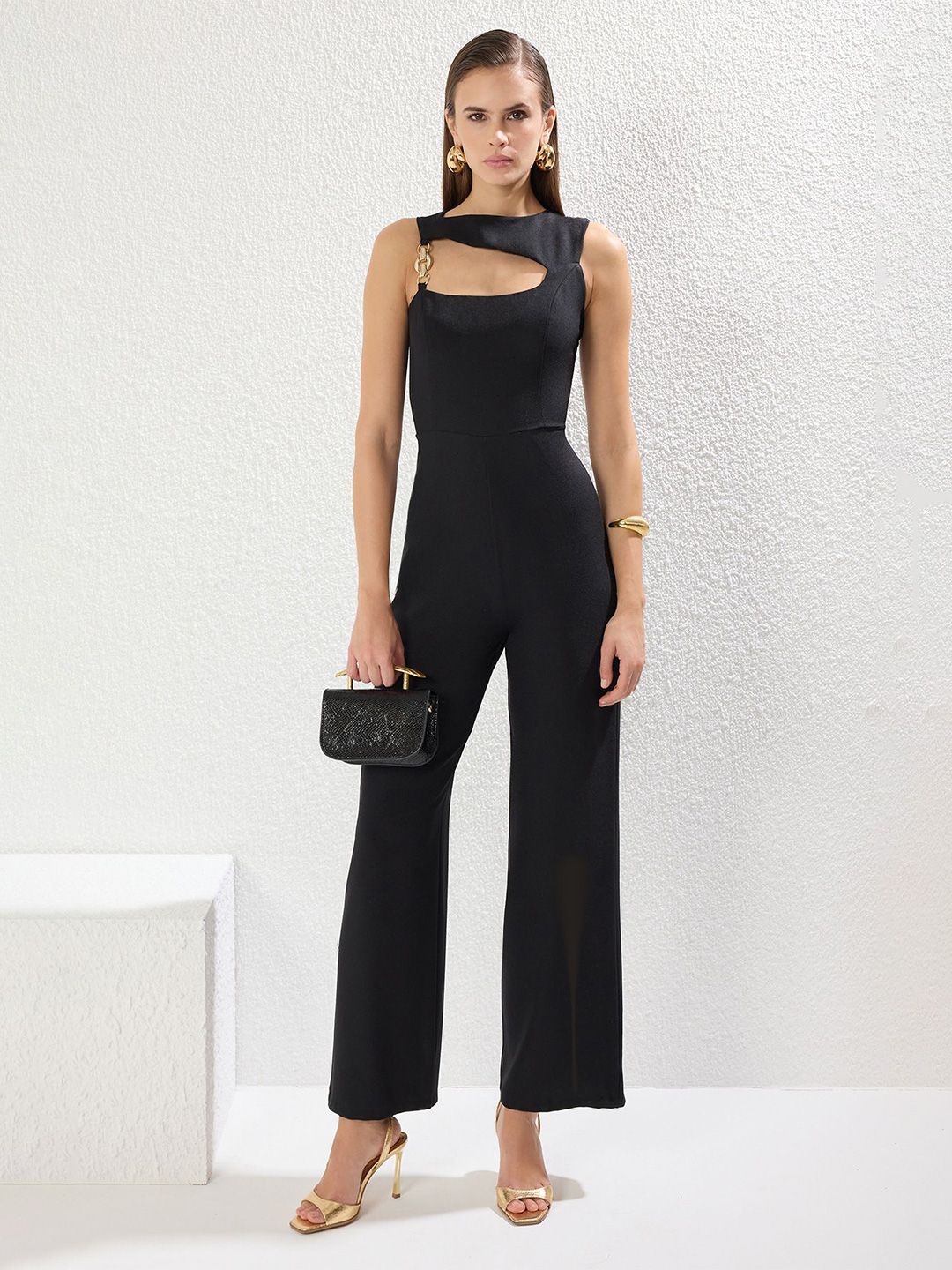 Trendyol Women Cut out Detail Neck Sleeveless Basic Jumpsuit-picture-23
