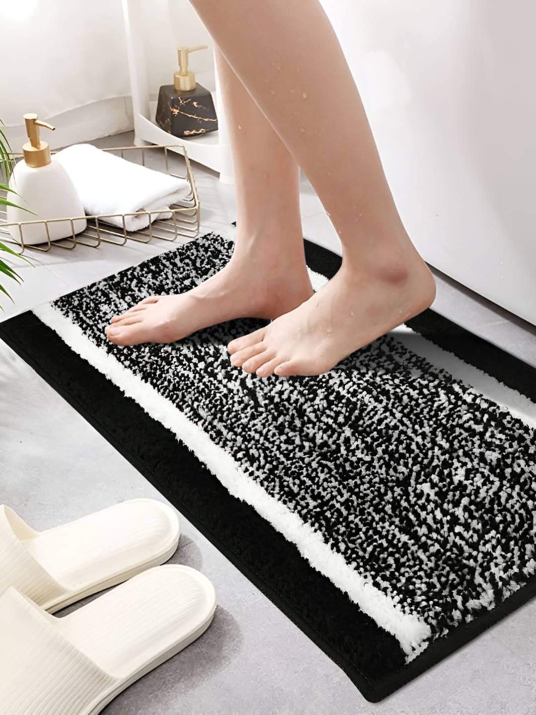 GBL COLLECTION Black Cotton Water Resistant Floor Mat-picture-15