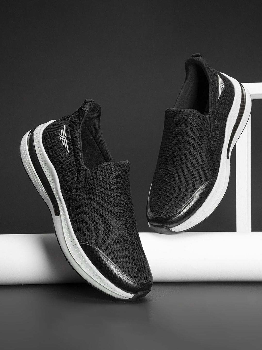 Red Tape Men Mesh Walking Non-Marking Shoes