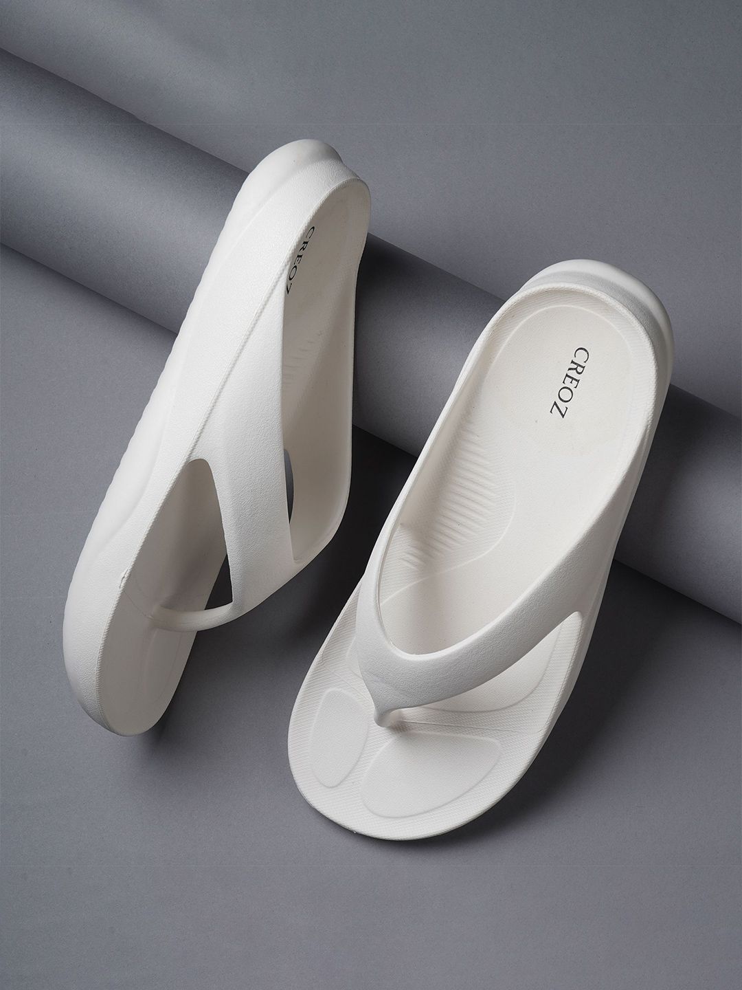 Spotwalk Men Croslite Thong Flip-Flops-image-13