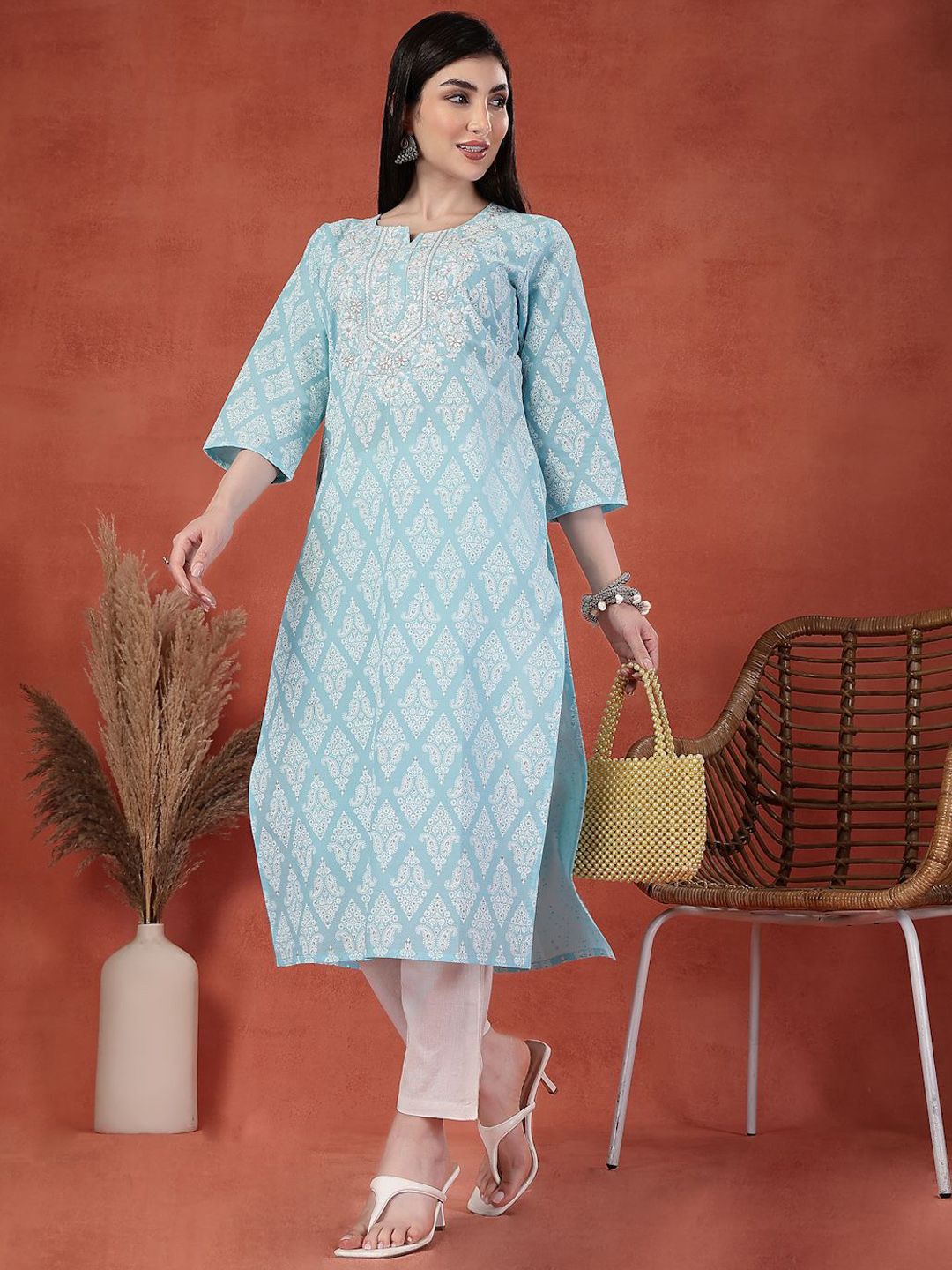 Sangria Floral Printed Thread Work Notch Neck Pure Cotton Straight Kurta-picture-21