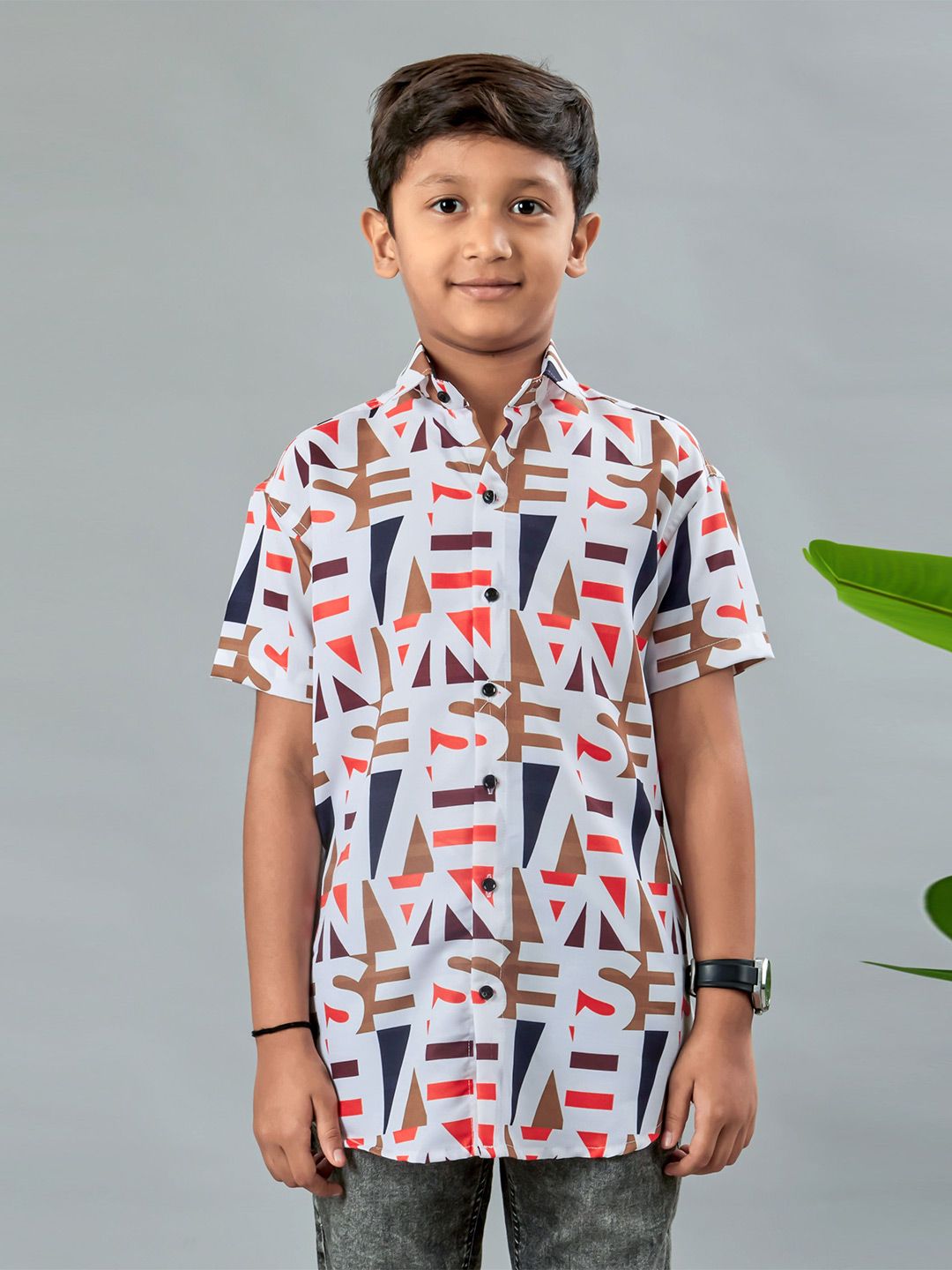 CRESALE Boys Typography Printed Spread Collar Short Sleeves Comfort Shirt-picture-56
