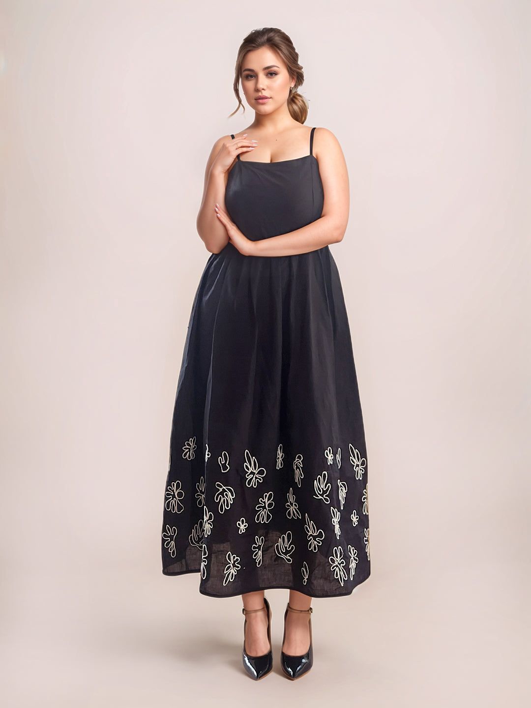 Zink London Black Embroidered Square Neck Sleeveless Midi Dress-picture-31