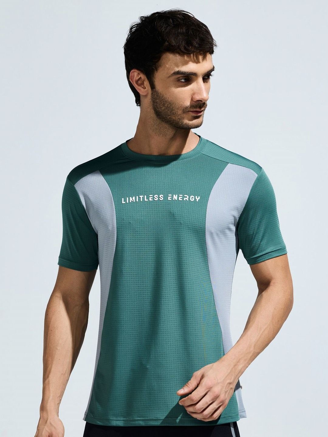 DOMIN8 Men Colourblocked Round Neck Slim Fit T-shirt-picture-57