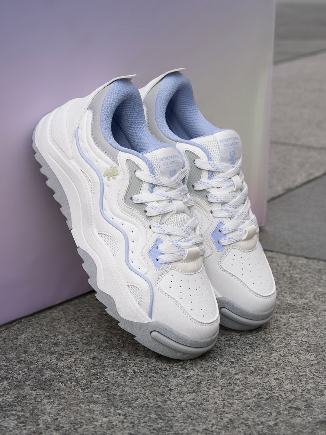 Red Tape Women Colourblocked Sneakers