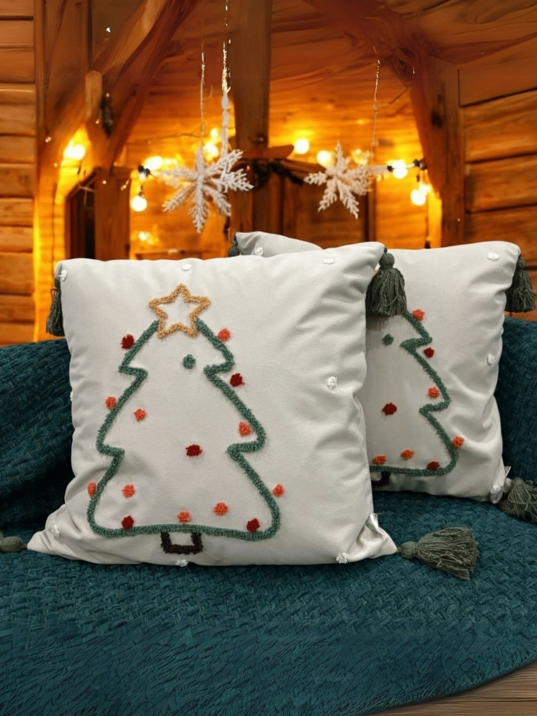 LUSHLYF White & Green 2 Pieces Embroidered Cotton Square Cushion Covers-picture-19