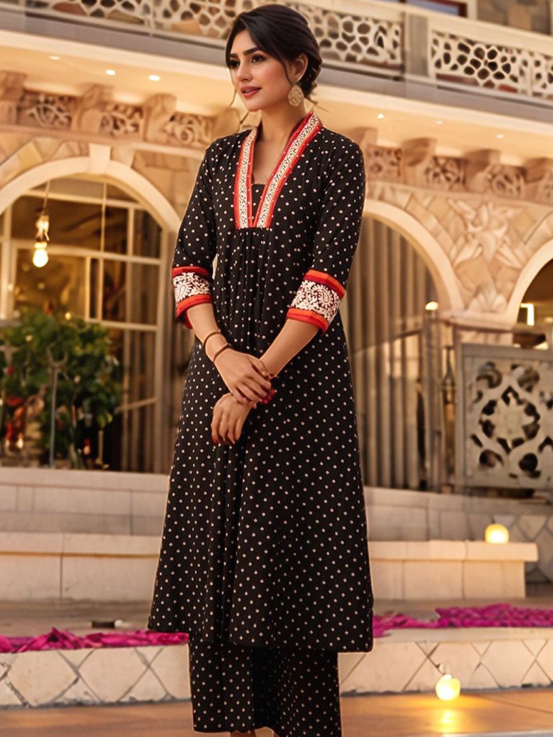 Aaghnya Women Ethnic Motifs Printed Regular Kurta with Trousers Kurta Sets