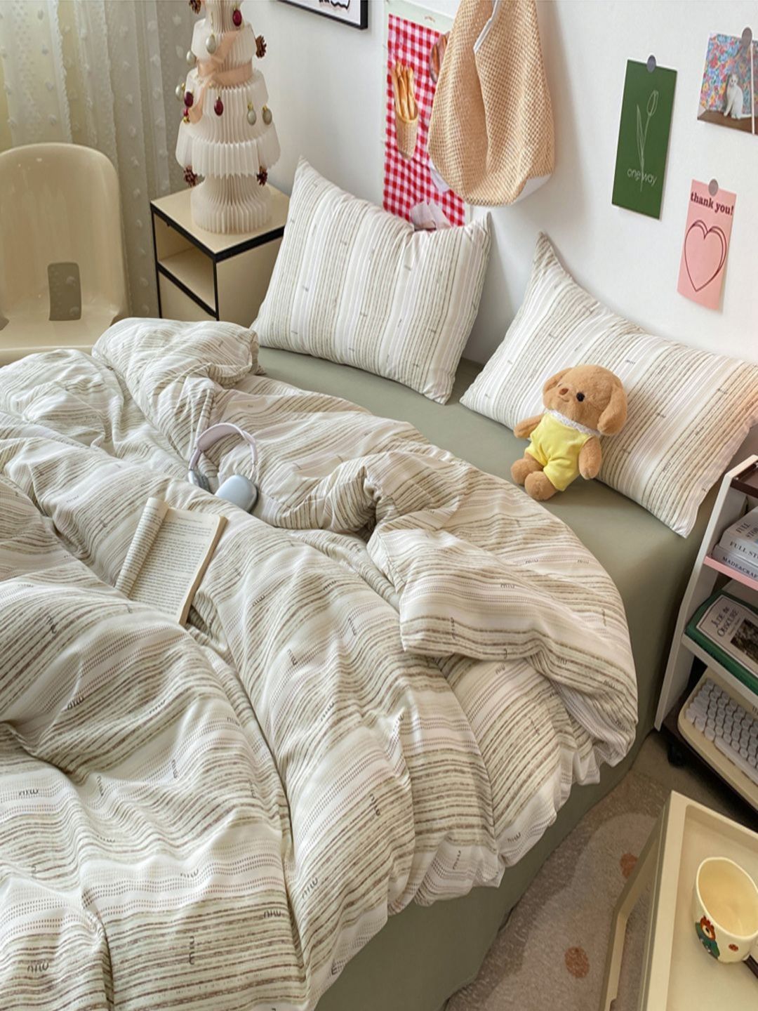 JC HOME Green & Off White Striped Printed Double King Regular Bedding Set-image-36