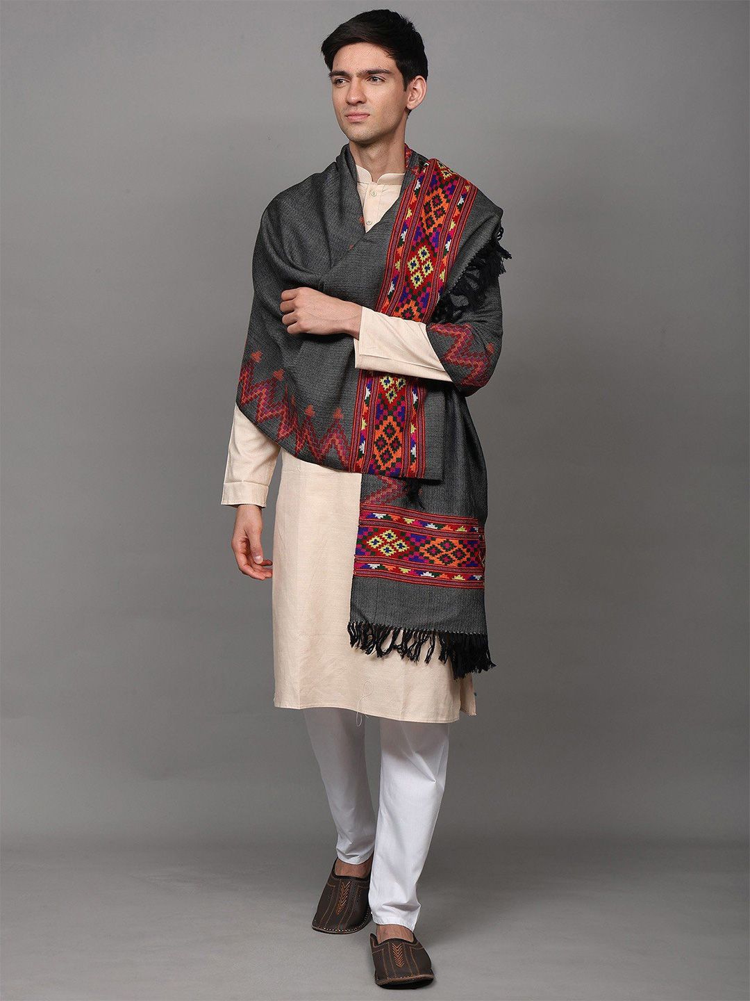 Exotic India Unisex Reversible With Woven Kinnauri Border Woollen Shawl-picture-17