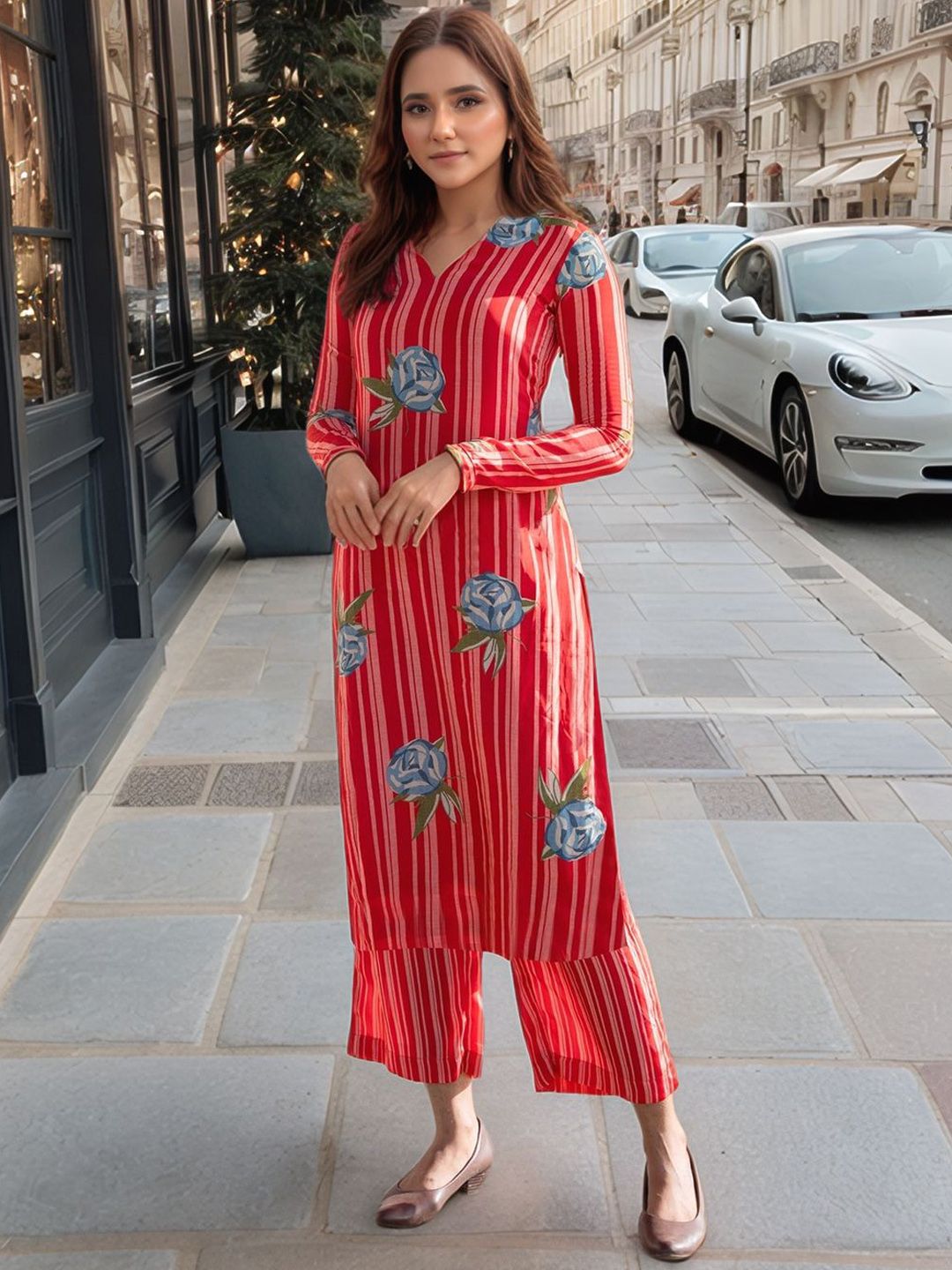 Aaghnya Floral Printed V-Neck Straight Kurta With Palazzo