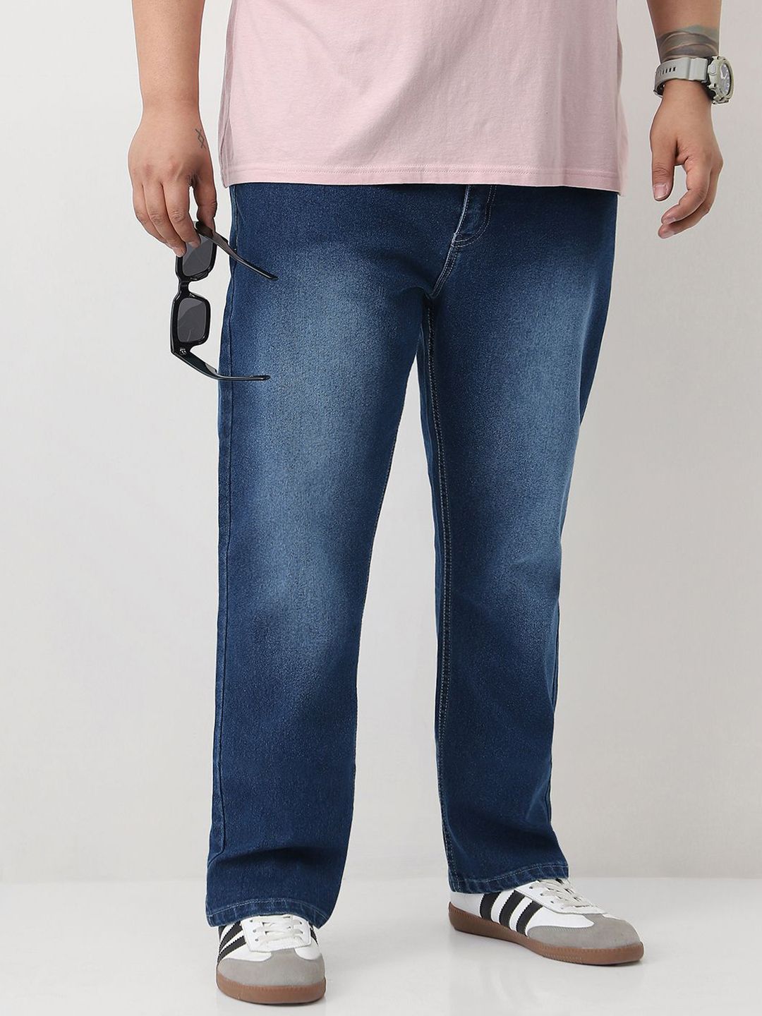 Urbano Plus Men Straight Fit Mid-Rise Light Fade Stretchable Jeans-picture-36