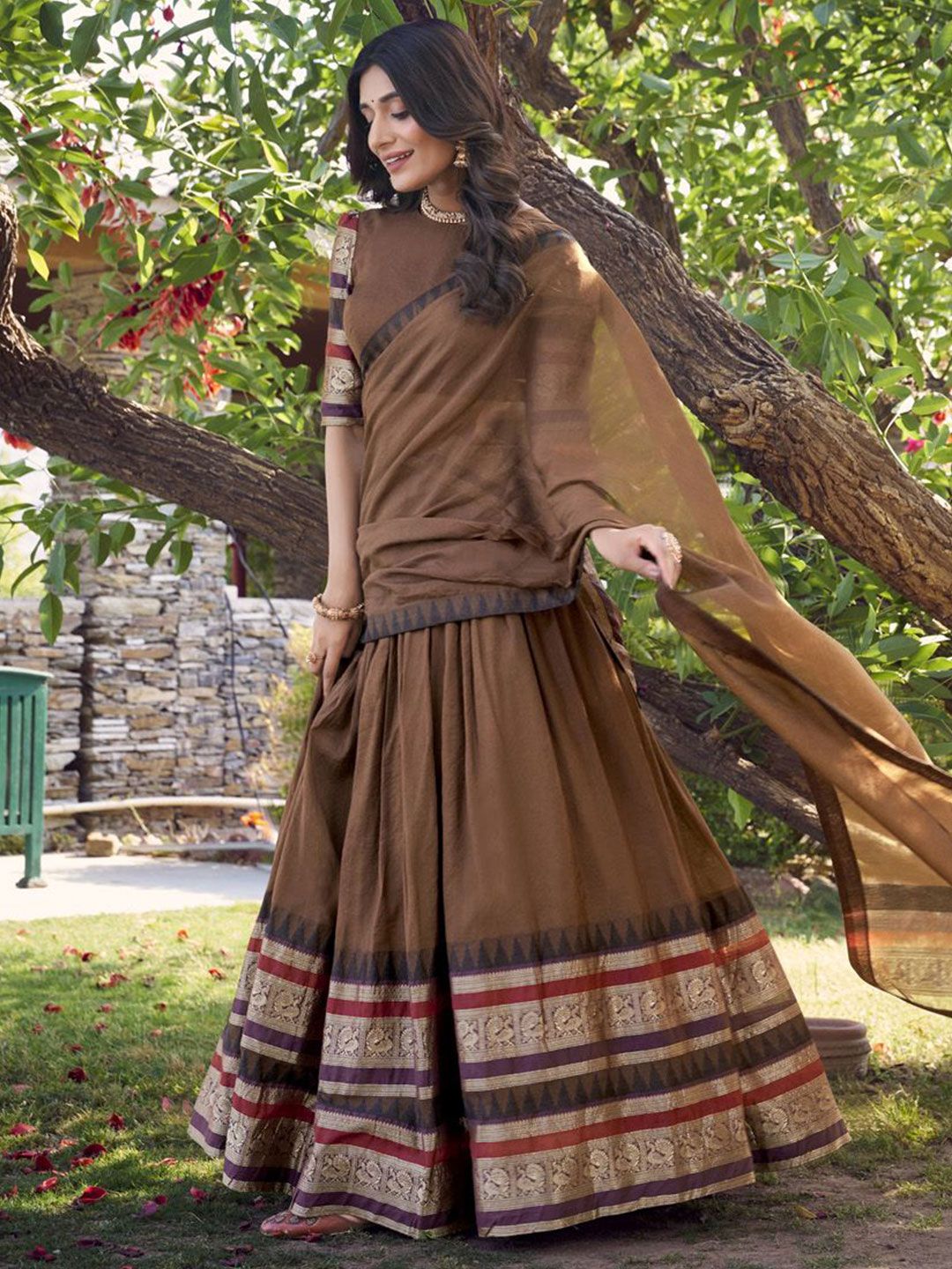 LOOKNBOOK ART Ready to Wear Lehenga & Unstitched Blouse With Dupatta-picture-45