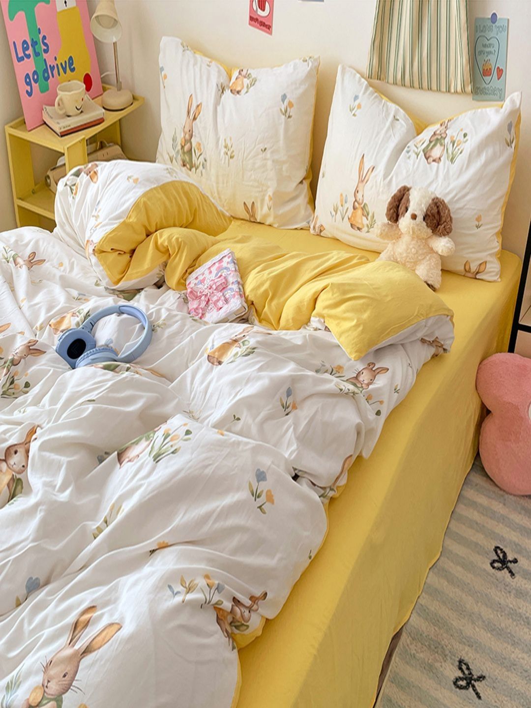 JC HOME Yellow & White Cartoon Characters Polycotton 3 Piece Double Queen Regular Bedding Set-picture-19