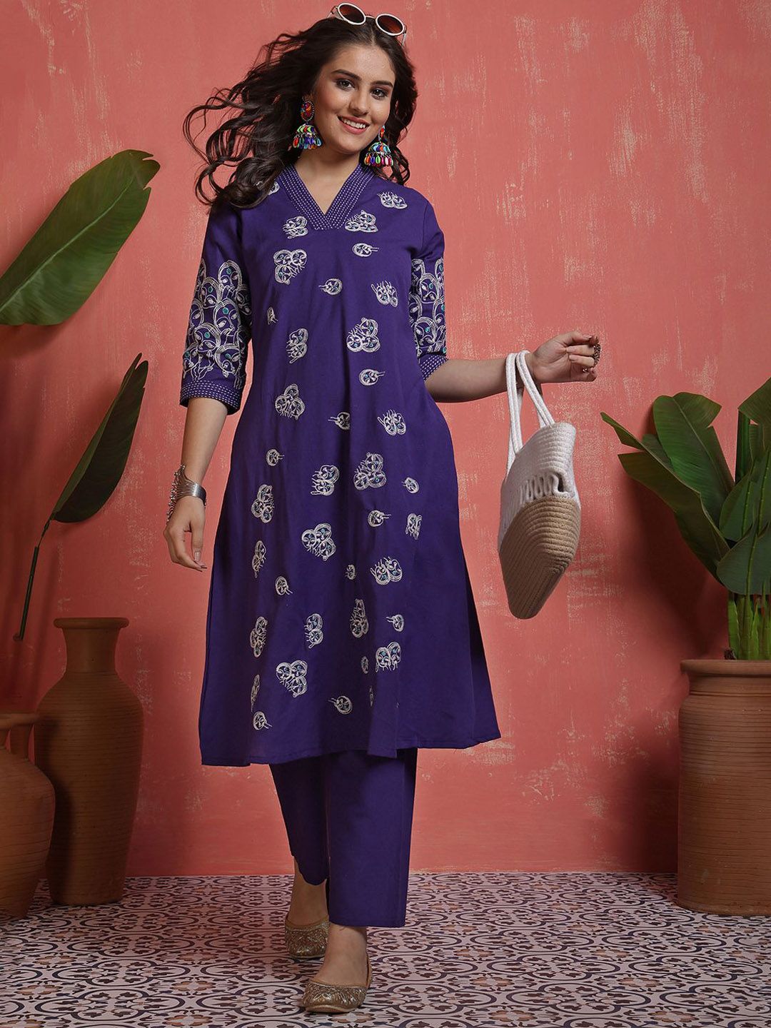 Sangria Embroidered Pure Cotton Kurta With Trouser