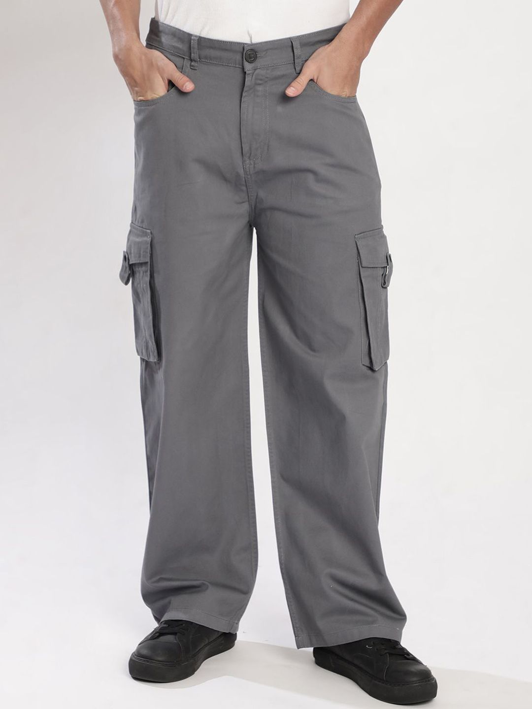 Bene Kleed Men Solid Cargos Trousers-picture-22