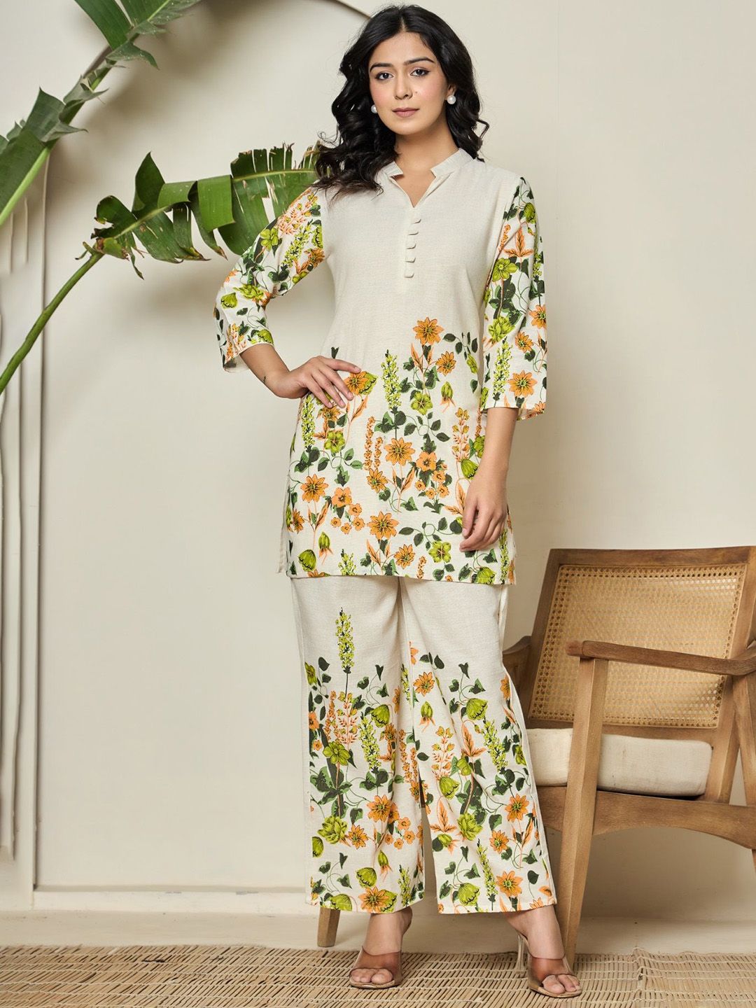 SHRIZA Women Floral Regular Top with Palazzos