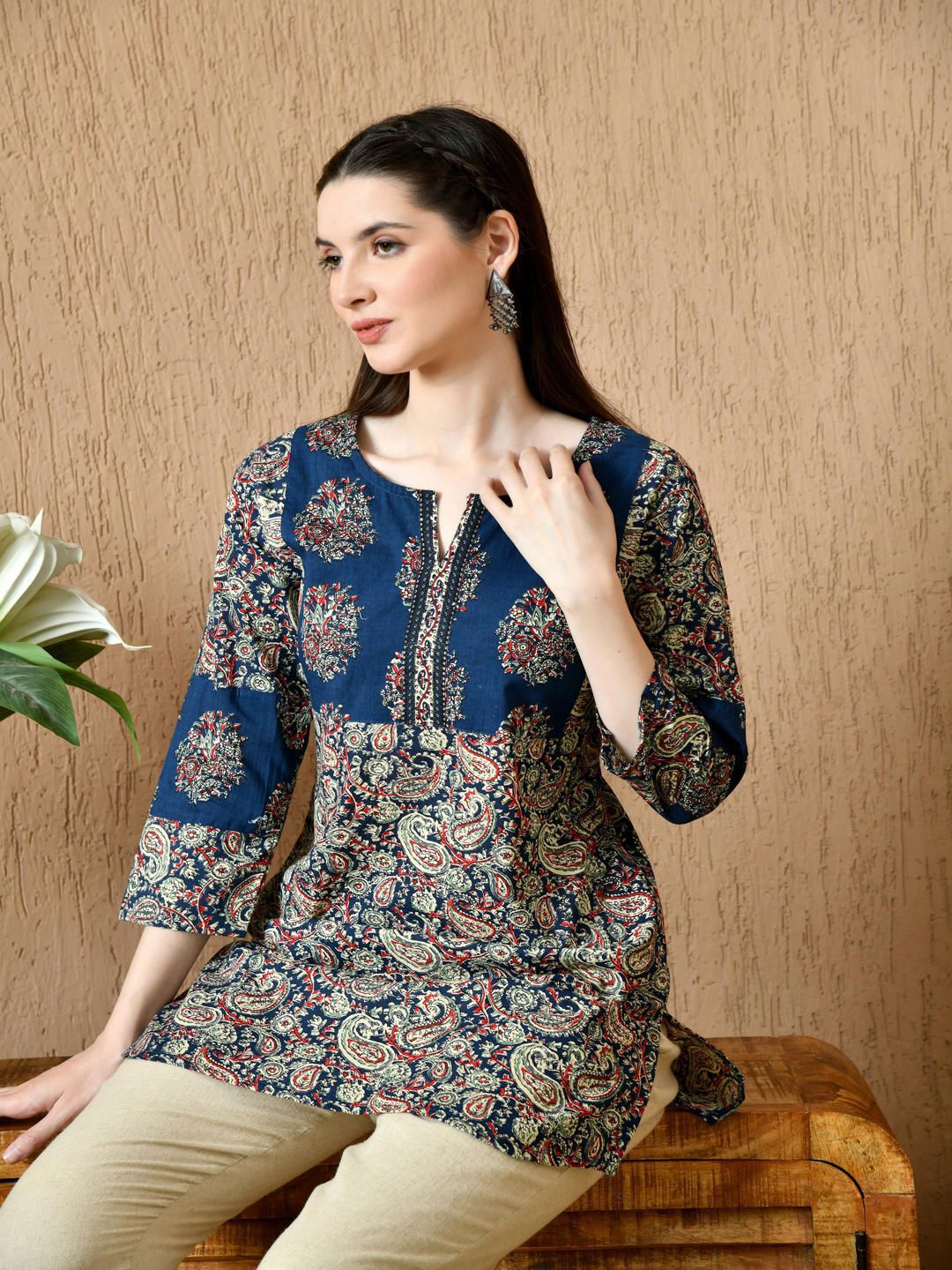 Anouk Rustic Women Ethnic Printed V-Neck Pure Cotton Straight Kurti-picture-49
