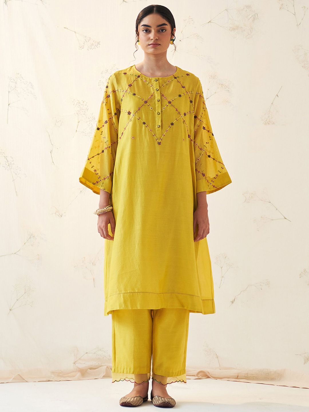 JANKI INDIA Women Embroidered Chanderi Silk Kurta with Trousers & With Dupatta-image-20
