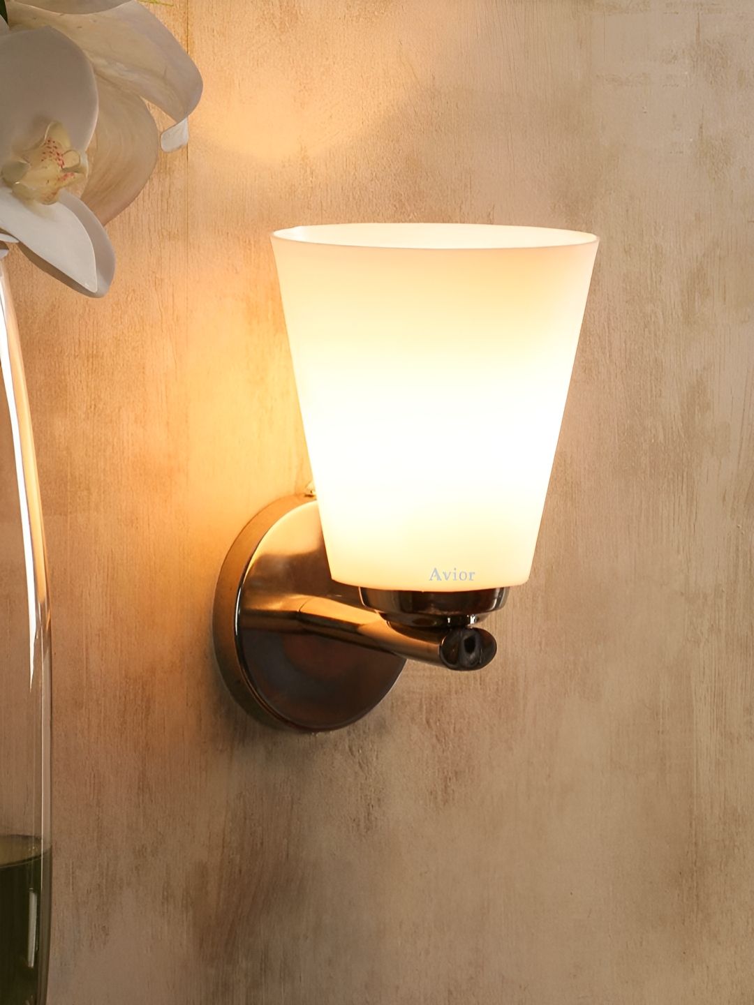 Lyse Decor Silver-Toned Acrylic Wall Lamp-picture-15