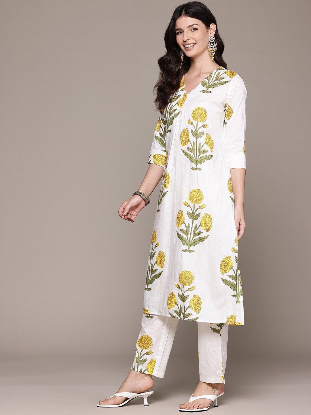 Tulip Eden Women Floral Printed Kurta with Trousers
