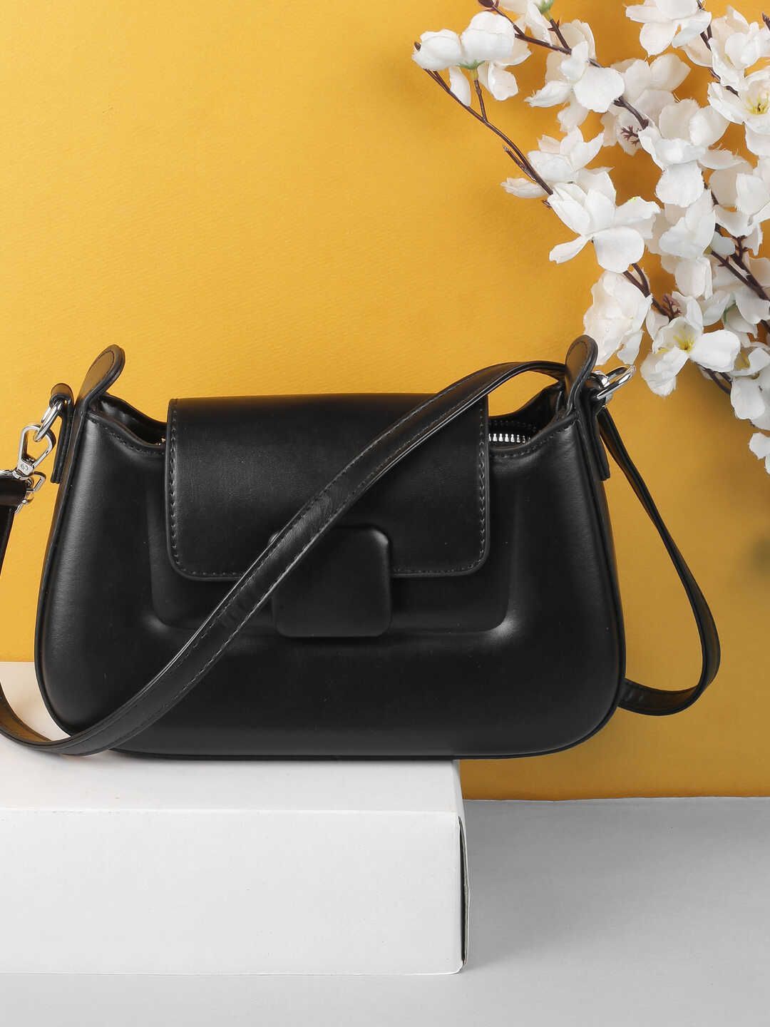 Mochi Colourblocked Structured Handheld Bag-picture-20