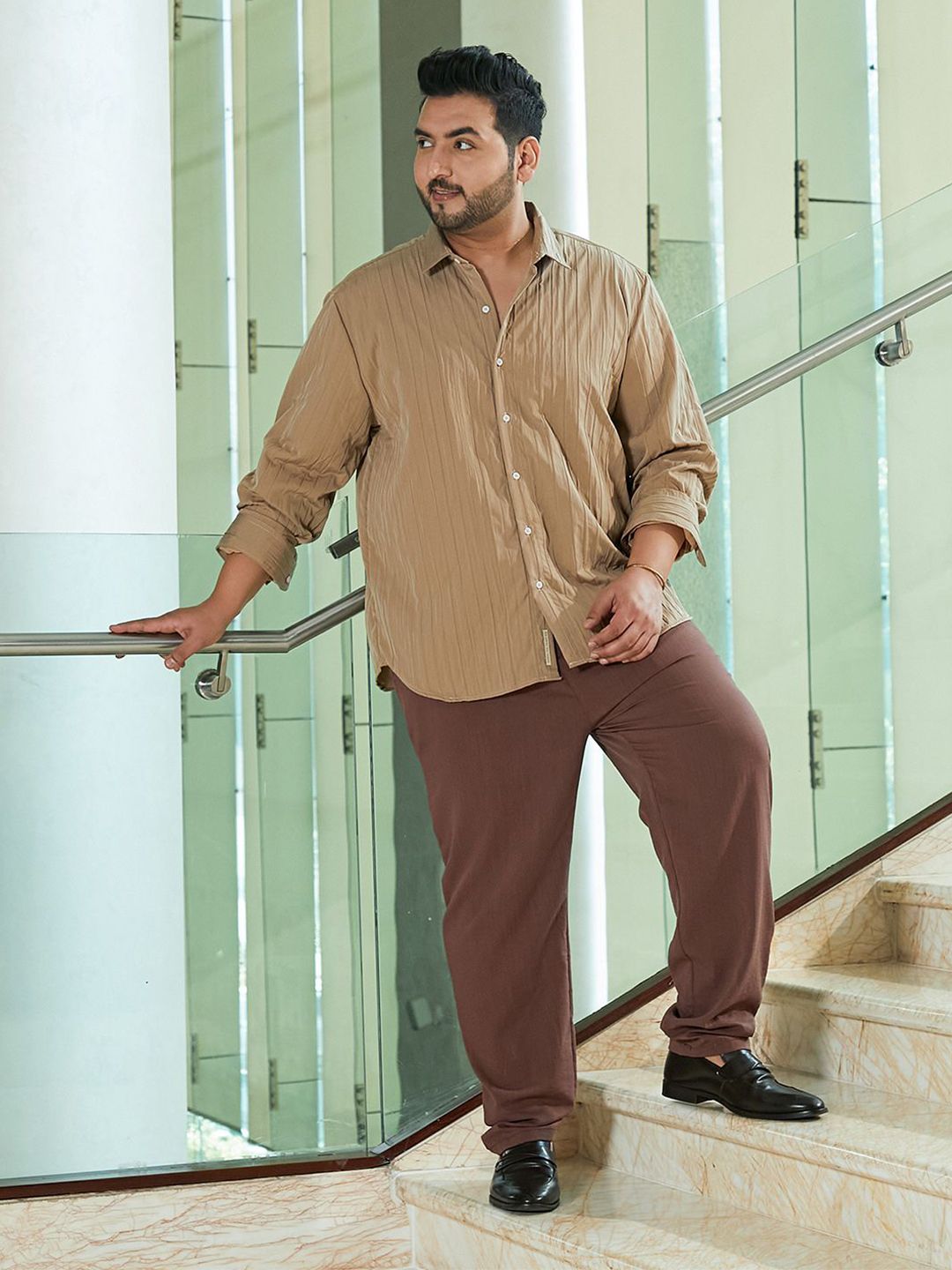 Instafab Plus Size Self Design Spread Collar Regular Fit Casual Shirt-picture-26