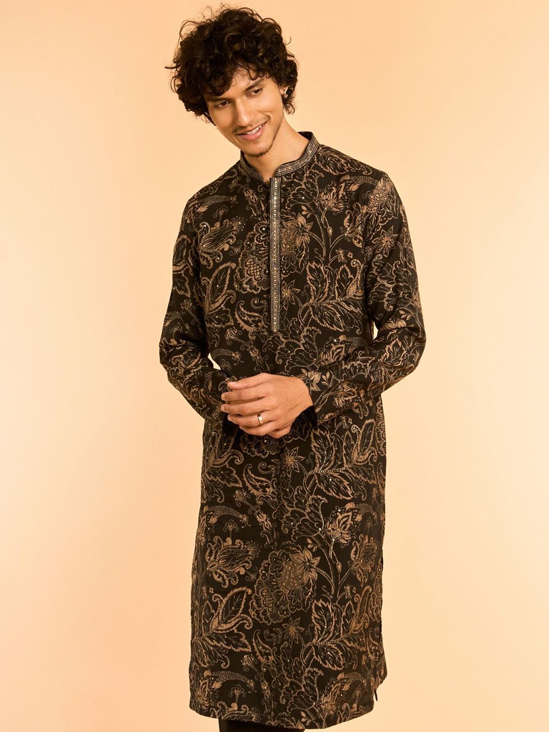 Diwas by Manyavar Men Floral Printed Sequinned Kurta-picture-28
