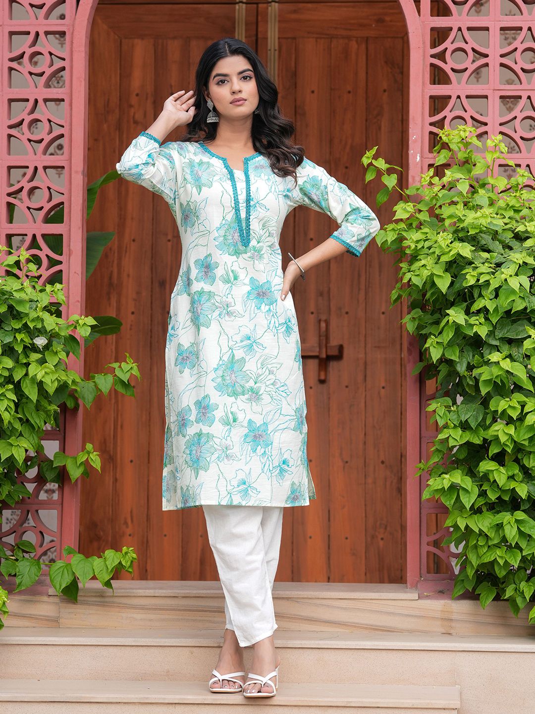 BKApparels Women Floral Printed V-Neck Kurta-picture-36
