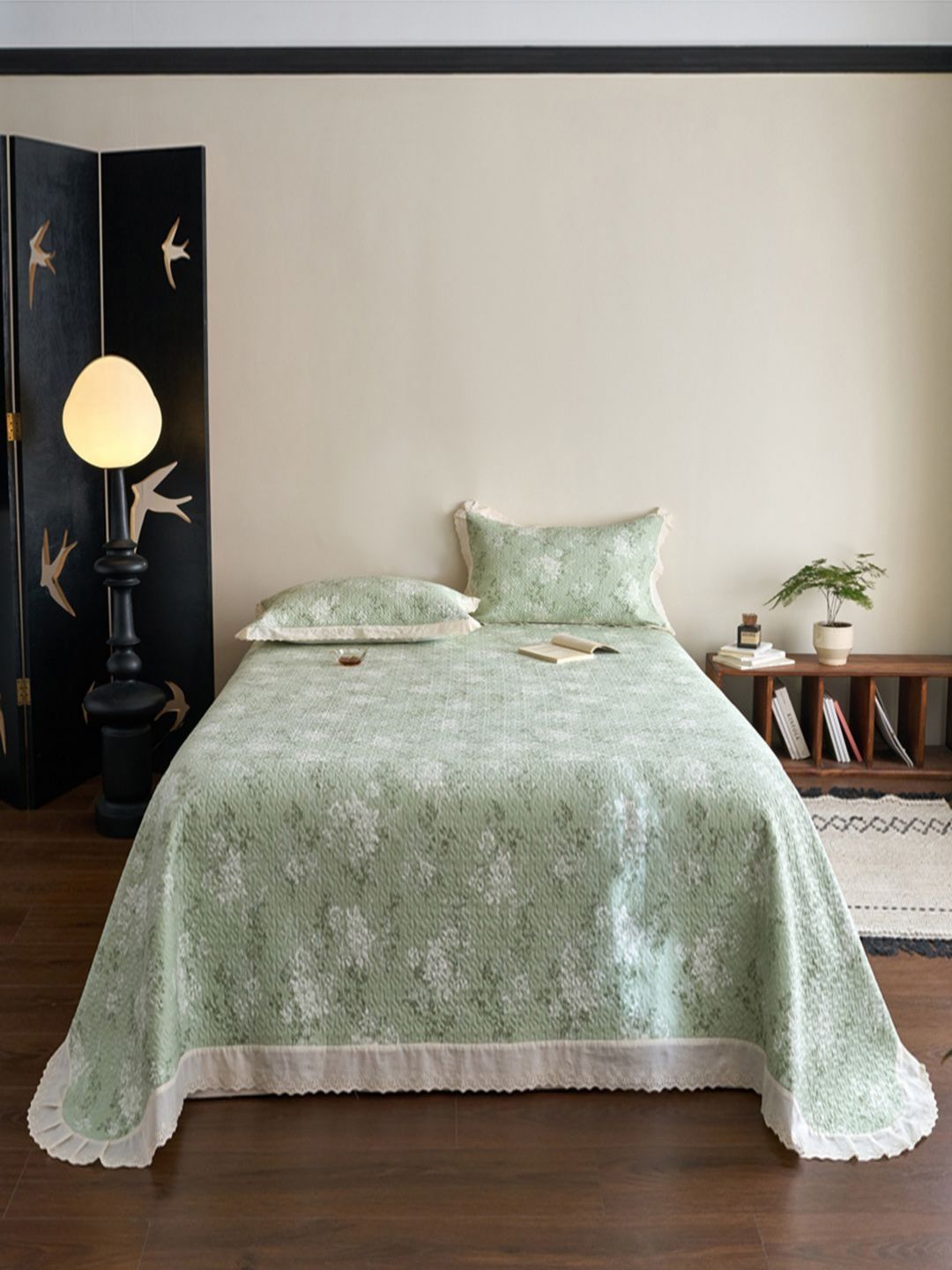 JC HOME Green & White Floral Printed Double King Bed Cover With Pillow Covers-picture-27