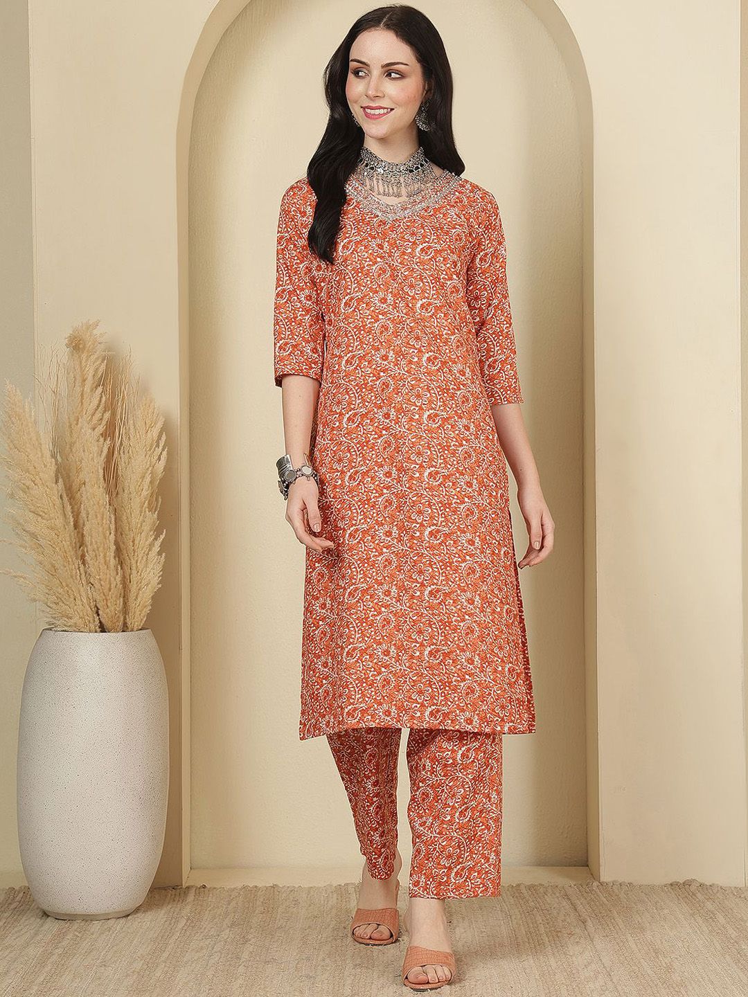 Anouk Women Floral Embroidered Regular Thread Work Kurta with Trousers