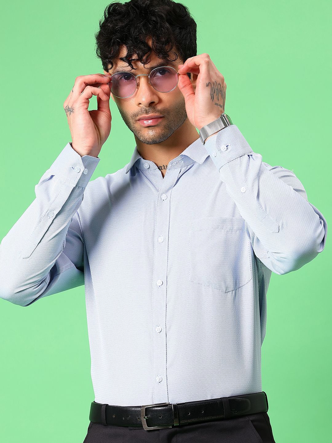 V-Mart Men Solid Spread Collar Cotton Formal Shirt-picture-24