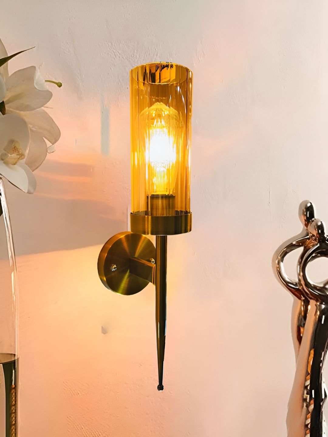 Lyse Decor Gold-Toned Metal Wall Lamp-picture-45