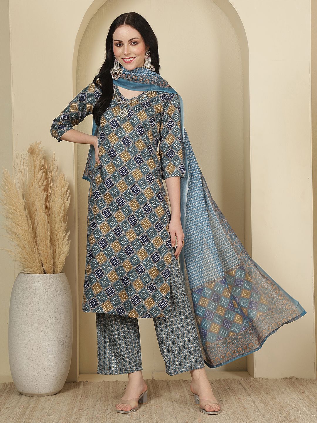 Anouk Women Ethnic Motifs Embroidered Regular Thread Work Kurta with Trousers & Dupatta