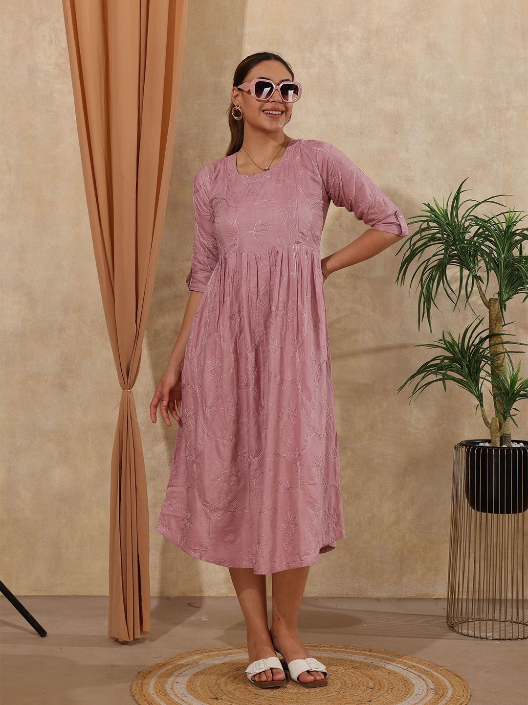 EASY MOM Floral Embroidered Maternity Fit & Flare Midi Dress-picture-20