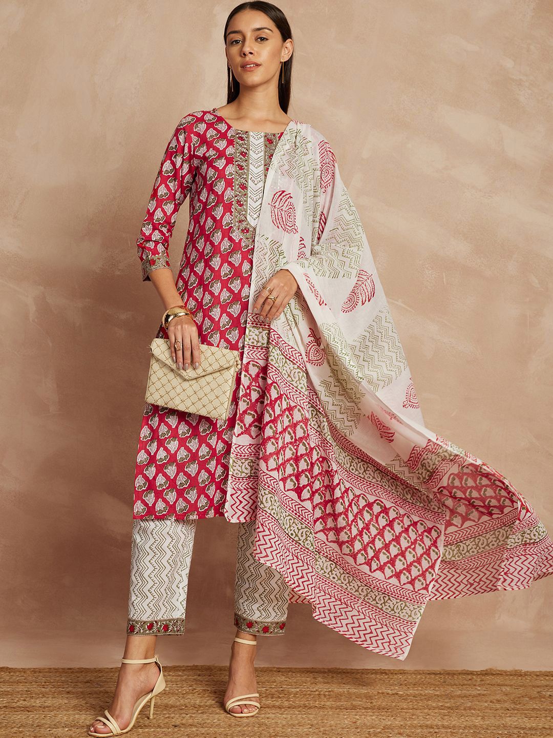 HERE&NOW Women Floral Printed Cotton Kurta with Trousers & Dupatta