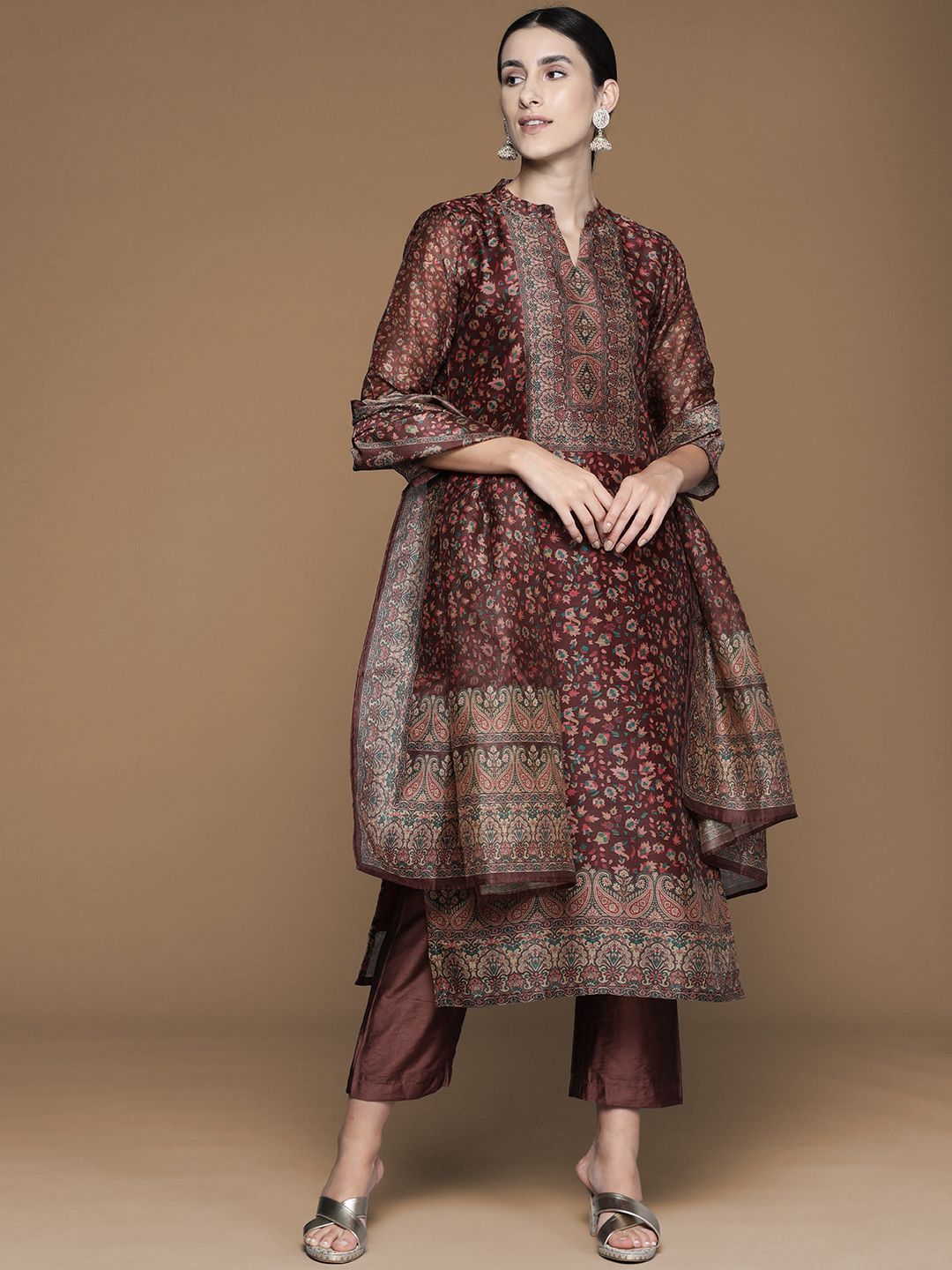 House of Pataudi Floral Printed Mandarin Collar Chanderi Silk Kurta With Trouser & Dupatta