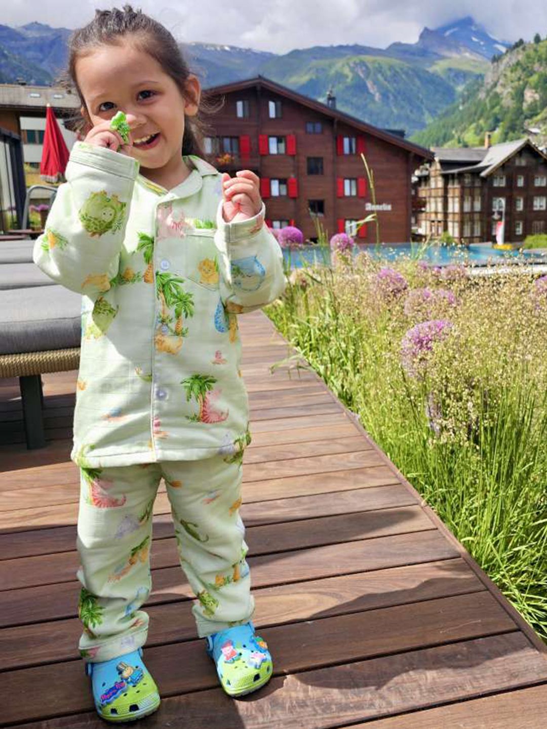 Snuggly Spaces Green Cotton Blend Maxi Printed Nightdress-image-21