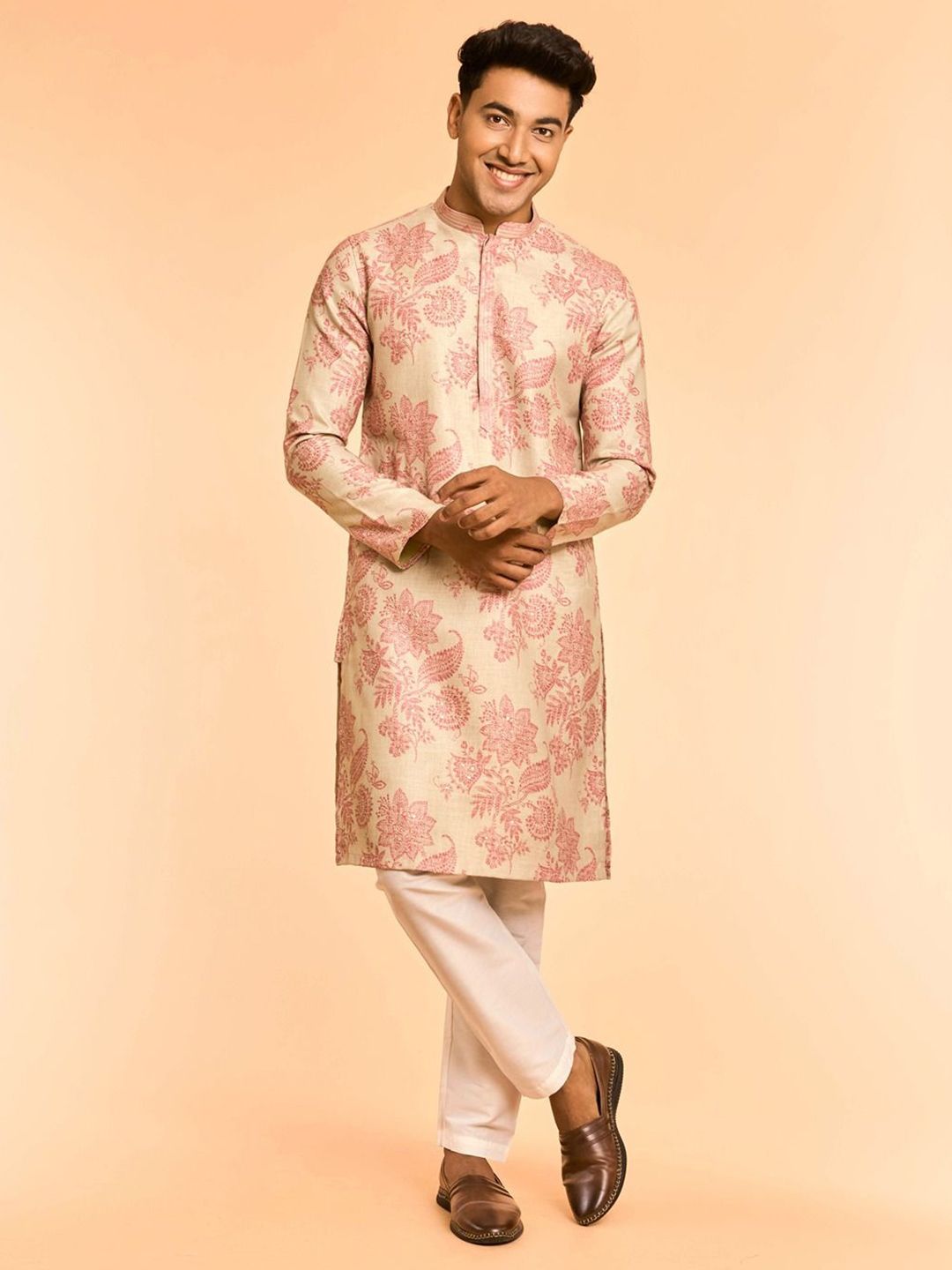 Diwas by Manyavar Floral Printed Thread Work Mandarin Collar Cotton Straight Kurta-picture-10